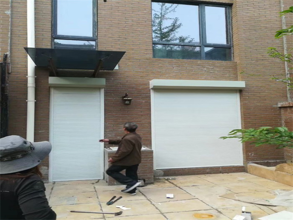 別（bié）墅門窗